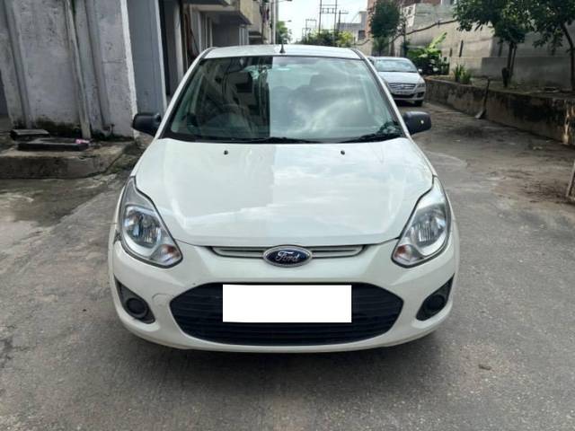 https://images10.gaadi.com/usedcar_image/4122892/original/processed_32a0034d-8a87-4fb6-a869-f86c9381e67e.jpg?imwidth=6400