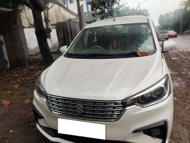 https://images10.gaadi.com/usedcar_image/4122927/original/processed_c62ffcbc-104a-49fc-a210-8ca3f8fee51d.jpg?imwidth=6400