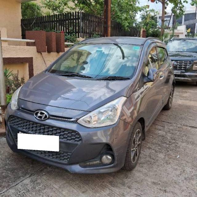 https://images10.gaadi.com/usedcar_image/4122940/original/processed_c7a2eef5-5067-4e51-afc9-95f15a39872b.jpg?imwidth=6402