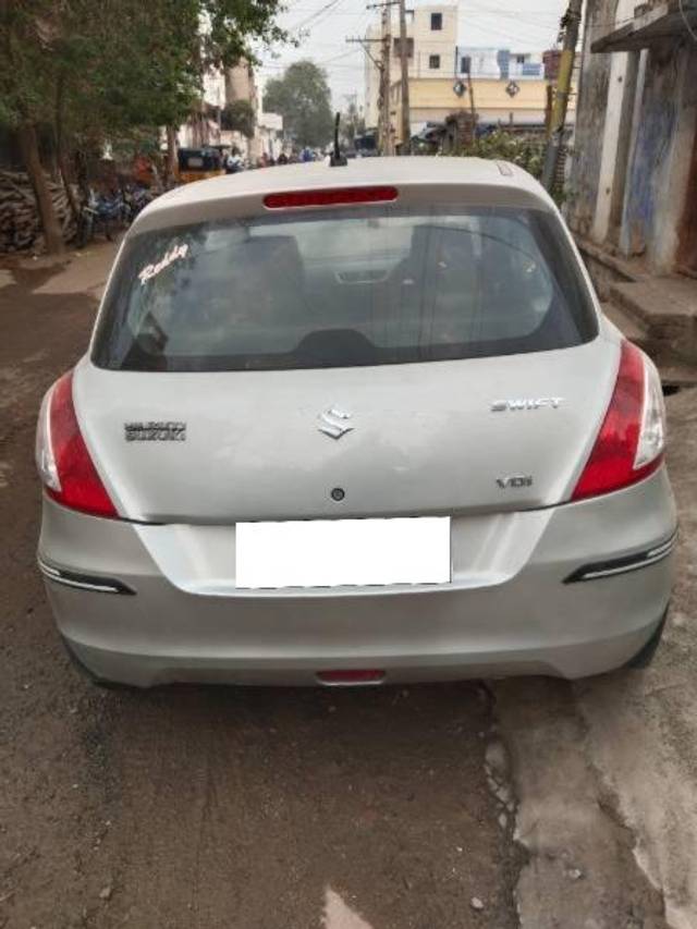 https://images10.gaadi.com/usedcar_image/4123024/original/processed_8cc6bb10-16aa-48d2-ae79-87cb5fd22ddb.jpg?imwidth=6402