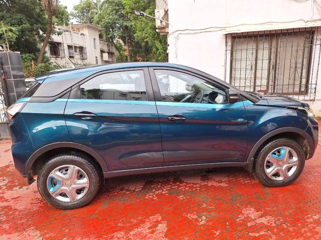 https://images10.gaadi.com/usedcar_image/4123054/original/7a8553ba03a60104682df2e1f5ea415f.jpeg?imwidth=6401