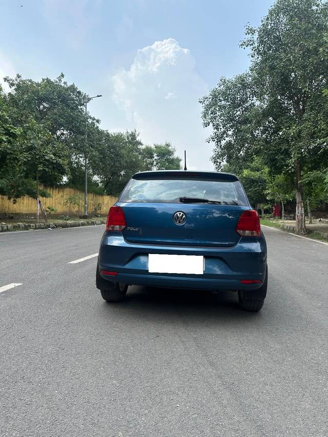 https://images10.gaadi.com/usedcar_image/4123164/original/processed_ba26633f611172f0a259670a13d905f7.jpg?imwidth=6401