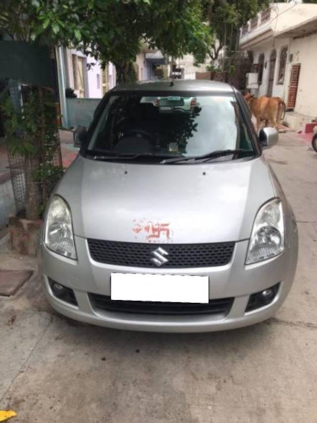 https://images10.gaadi.com/usedcar_image/4123218/original/processed_ac97cbf0-474c-4c98-8537-ca1272f106a5.jpg?imwidth=6400