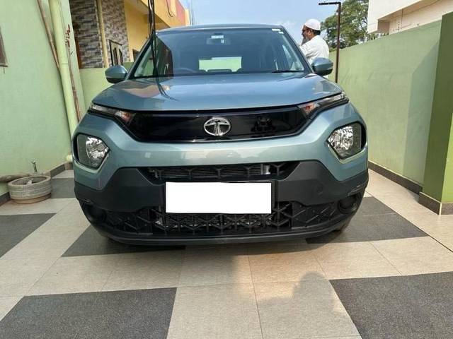 https://images10.gaadi.com/usedcar_image/4123267/original/processed_d300ee77-febc-44d6-966e-3e4ad90cece8.jpg?imwidth=6400