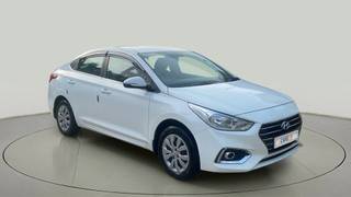 Hyundai Verna 2017-2020 Hyundai Verna VTVT 1.4 EX