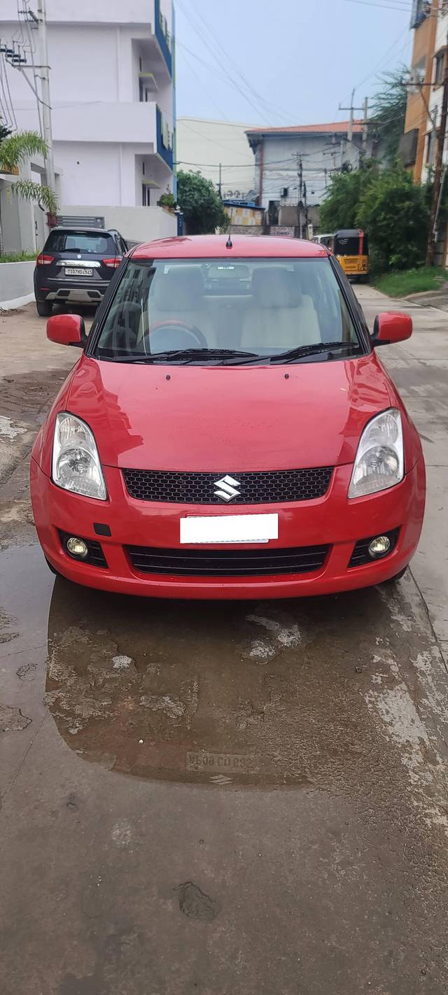 https://images10.gaadi.com/usedcar_image/4123468/original/processed_2df00e38ef25569cbc0cff943176d83c.jpg?imwidth=6400