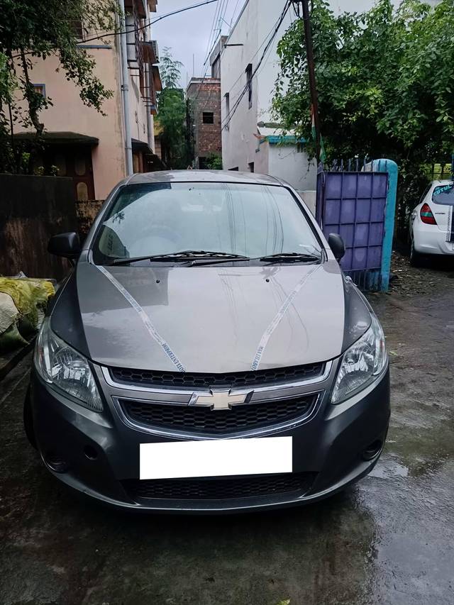 https://images10.gaadi.com/usedcar_image/4123772/original/processed_970e48e18f3db924ec6db18bdc1a66d9.jpg?imwidth=6402