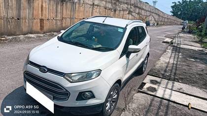 Ford Ecosport 1.5 DV5 MT Titanium