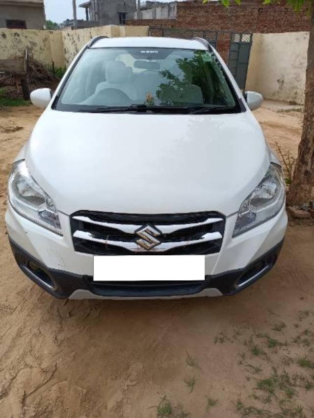 https://images10.gaadi.com/usedcar_image/4123972/original/processed_8784a993-11e8-4485-ae47-c954fc945d3c.jpg?imwidth=6400