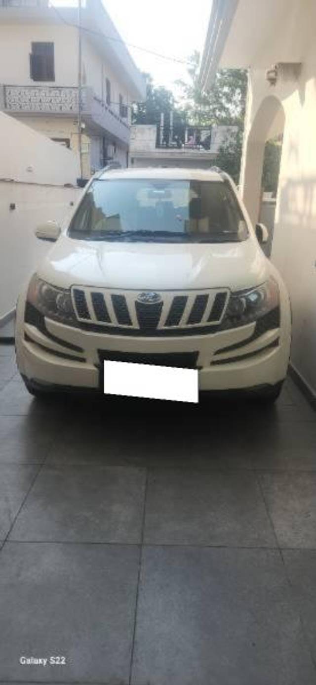 https://images10.gaadi.com/usedcar_image/4124023/original/processed_5ceb1f01-8518-45c5-a463-97a84f2de43f.jpg?imwidth=6400