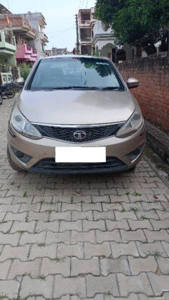 https://images10.gaadi.com/usedcar_image/4124083/original/processed_2b43692b-babe-4b29-9e7f-588ca03ef8fa.jpg?imwidth=6400