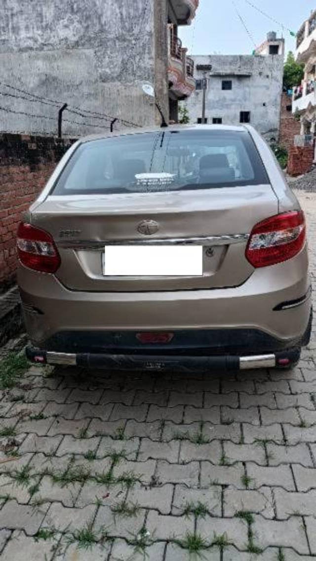 https://images10.gaadi.com/usedcar_image/4124083/original/processed_a8bcfe73-b7de-4c94-ac11-09963a71c069.jpg?imwidth=6402