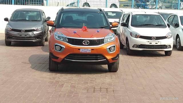 https://images10.gaadi.com/usedcar_image/4124227/original/processed_1738000a-c038-403b-b5e3-593d93dff59f.jpg?imwidth=6400