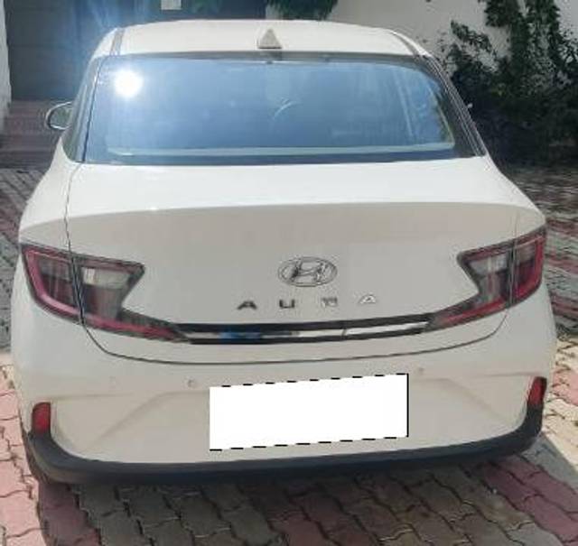 https://images10.gaadi.com/usedcar_image/4124233/original/processed_7be3eede-d2e3-4e1e-a027-fe14c41d6212.jpg?imwidth=6401