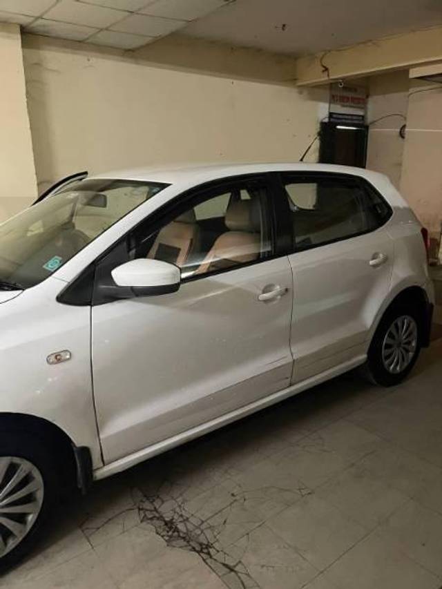 https://images10.gaadi.com/usedcar_image/4124449/original/processed_e628f347-e9c6-4e14-9c1a-ce5484aa232f.jpg?imwidth=6400