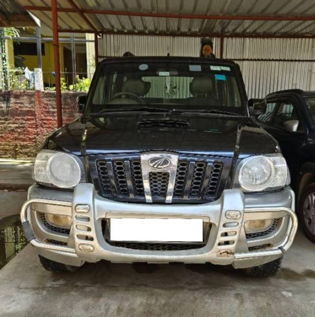 https://images10.gaadi.com/usedcar_image/4124548/original/processed_816620f5-1062-4347-ad75-4d4b3aaadb2d.jpg?imwidth=6400