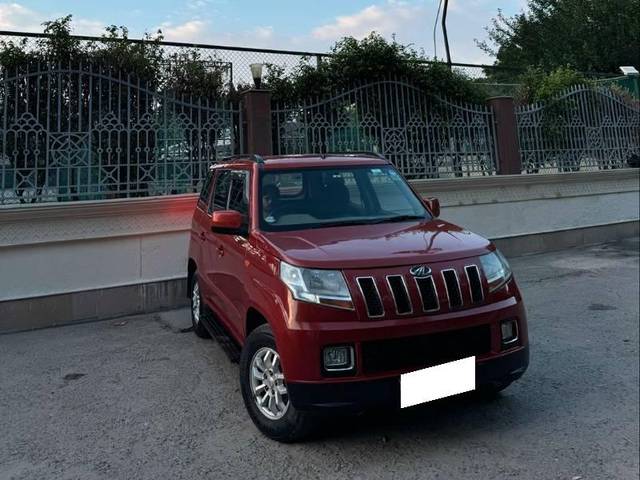 https://images10.gaadi.com/usedcar_image/4124572/original/processed_23096bf5-ffe9-4e2f-8470-f82482c51b41.jpg?imwidth=6400