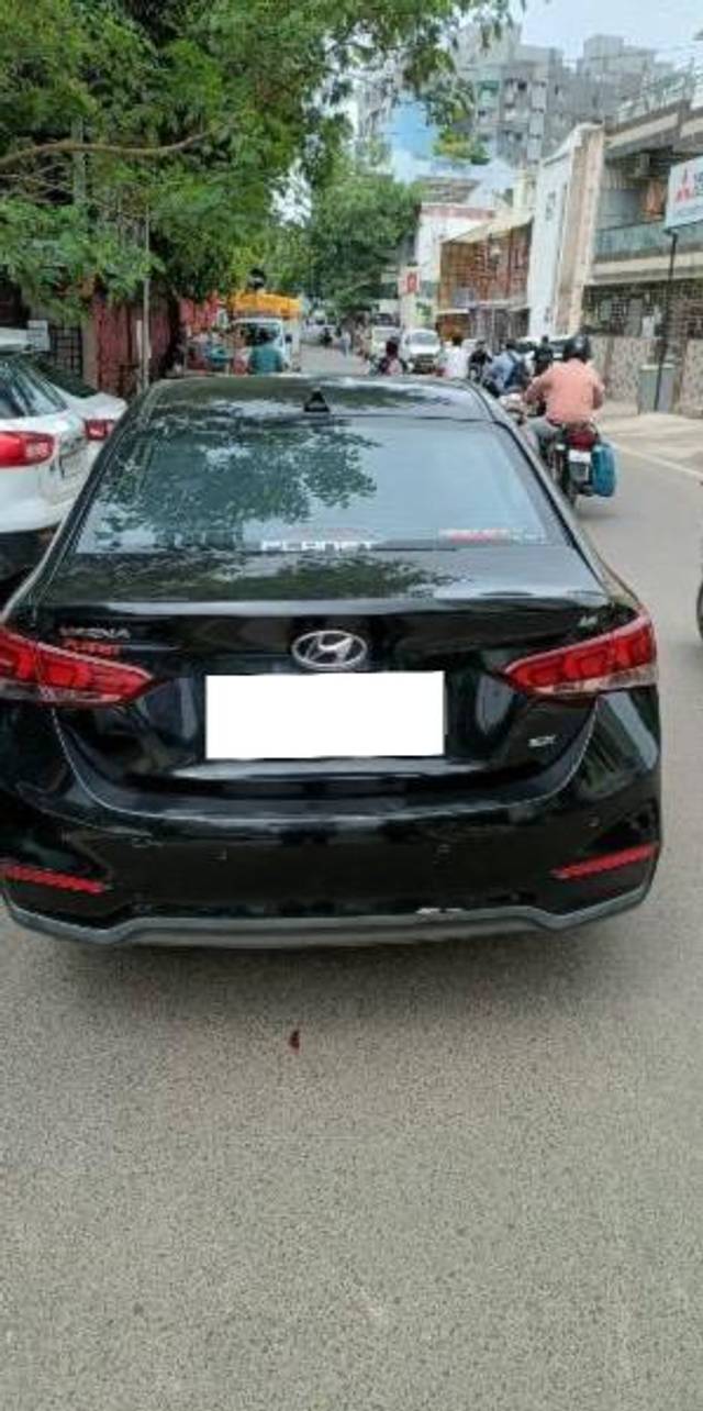 https://images10.gaadi.com/usedcar_image/4124610/original/processed_a6f79ba9-a79f-4316-9161-54132f1bb42e.jpeg?imwidth=6401