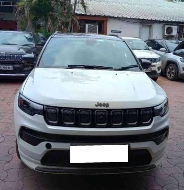 https://images10.gaadi.com/usedcar_image/4124645/original/processed_ee47cb49-4ff0-4e70-8ee6-66173bfd3f12.jpg?imwidth=6400