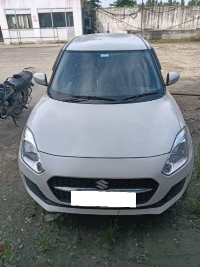 https://images10.gaadi.com/usedcar_image/4124670/original/processed_d6c96d05-6b3d-4f96-9d64-e8dd2856962d.jpg?imwidth=6402