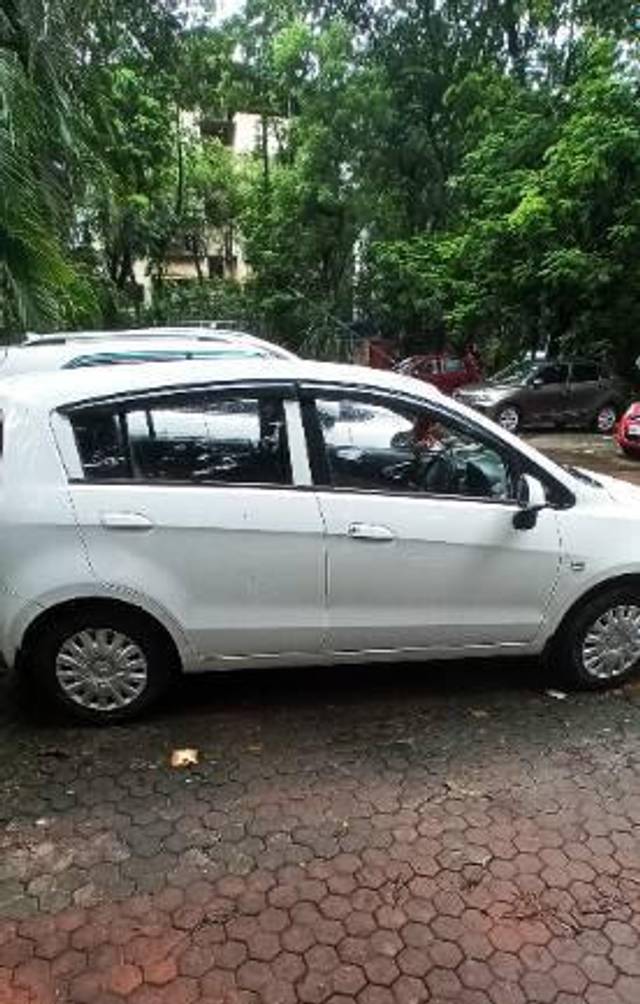 https://images10.gaadi.com/usedcar_image/4124713/original/processed_650c1913-87cb-4824-a422-7a2c1eefda76.jpg?imwidth=6401