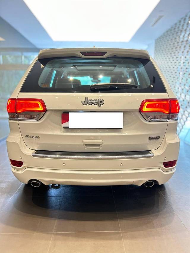 https://images10.gaadi.com/usedcar_image/4124741/original/processed_9b5bea87cfb41154092b1be24b964769.jpeg?imwidth=6402