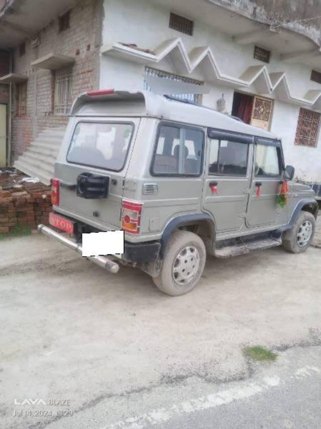 https://images10.gaadi.com/usedcar_image/4124827/original/processed_b204393a-5778-4dad-af0d-e68eba698872.jpg?imwidth=6402