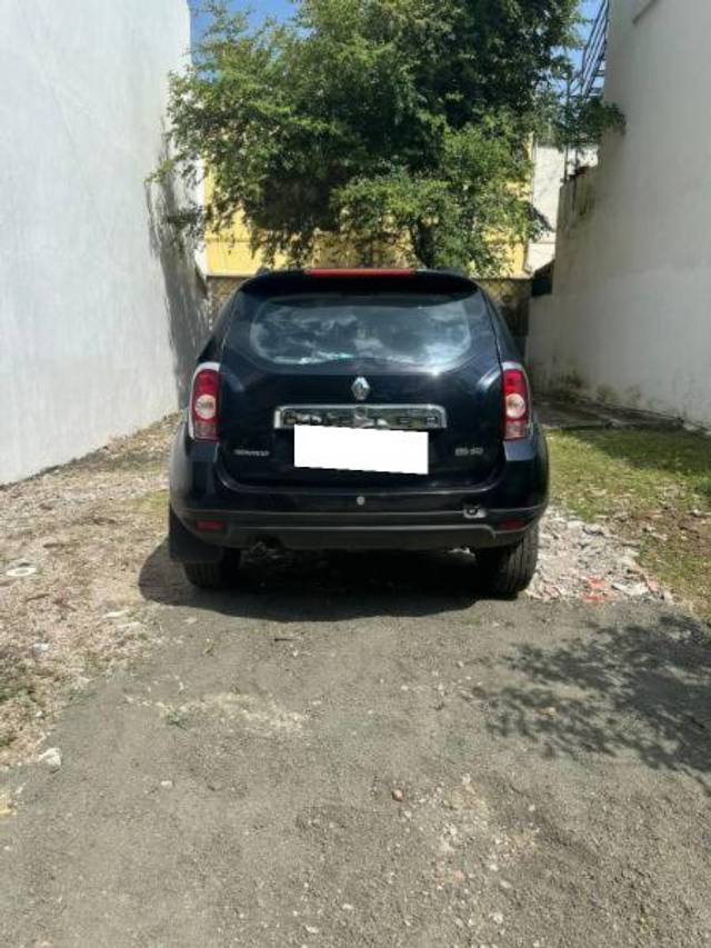 https://images10.gaadi.com/usedcar_image/4124872/original/processed_2628ddb3-b868-4199-8057-6a29b43a0cef.jpeg?imwidth=6401