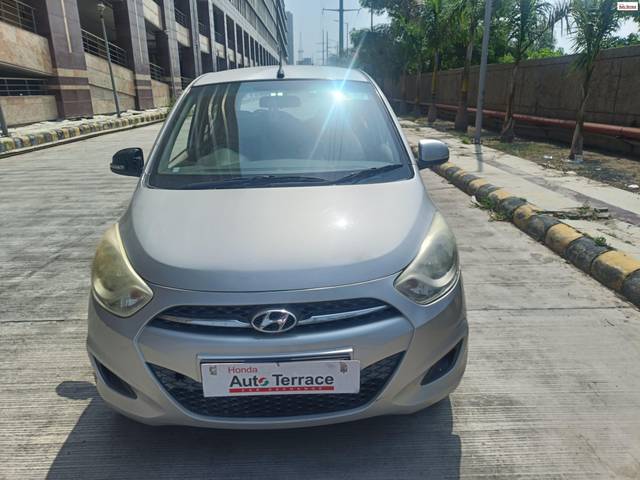 https://images10.gaadi.com/usedcar_image/4124935/original/bb66ee4ae0fd5c6095163f77295491ad.jpg?imwidth=6400