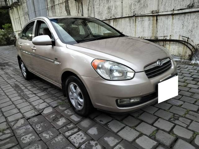 https://images10.gaadi.com/usedcar_image/4125114/original/processed_b41b9ba5069a2a4f94c11c3a7eeecddc.jpg?imwidth=6400