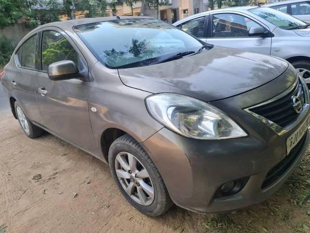 https://images10.gaadi.com/usedcar_image/4125160/original/processed_e2e67c80-f23b-4ed4-ab93-c2509cb301b9.jpg?imwidth=6400