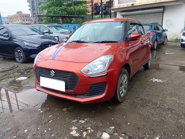 https://images10.gaadi.com/usedcar_image/4125165/original/processed_716d87876ba27d20a8d13a7a42e6c678.jpeg?imwidth=6402