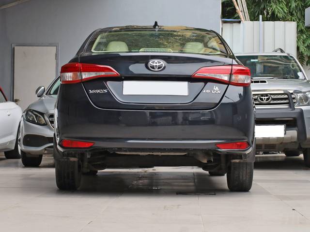 https://images10.gaadi.com/usedcar_image/4125168/original/processed_2d0fdc1256e83a628ccdc623d552e1b3.jpg?imwidth=6402