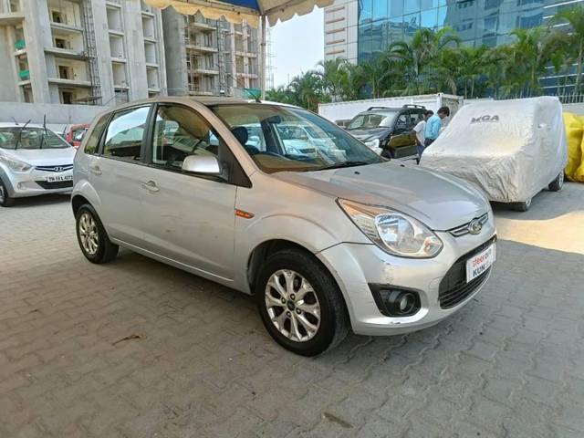 https://images10.gaadi.com/usedcar_image/4125217/original/processed_e06c00ba42e1c19d0528b4e16cd2d365.jpeg?imwidth=6400