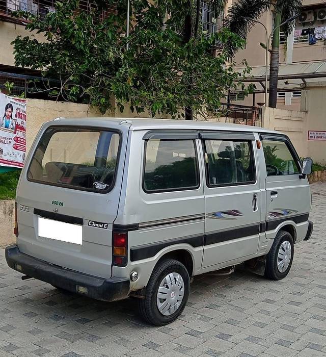 https://images10.gaadi.com/usedcar_image/4125240/original/processed_2cc77be9962e48538a1a21be1c716a79.jpg?imwidth=6402