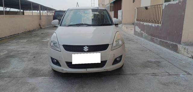 https://images10.gaadi.com/usedcar_image/4125287/original/ec4966294e721e035c804117902581fd.jpg?imwidth=6400