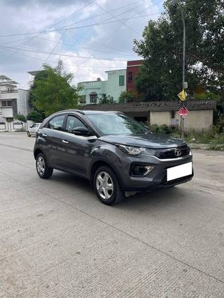 Tata Nexon 2017-2020 Tata Nexon 1.2 Revotron XM