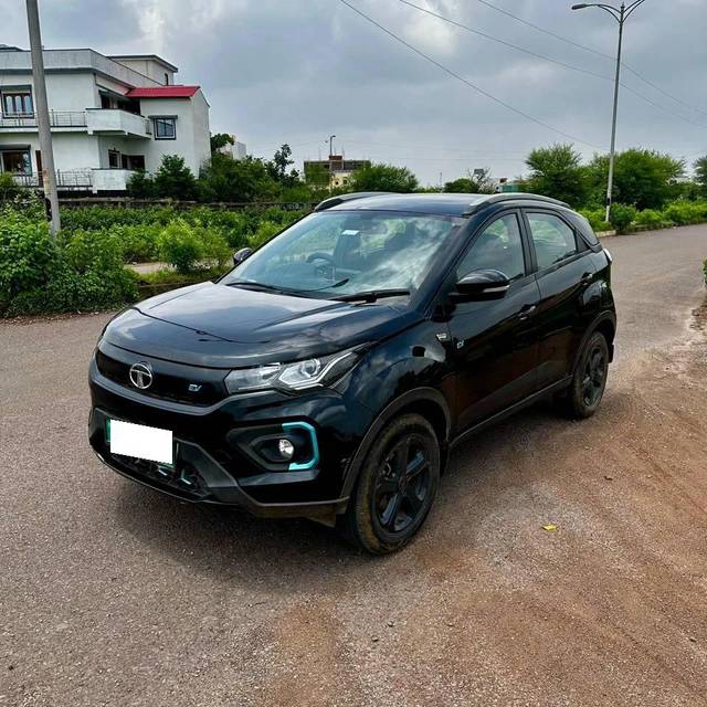 https://images10.gaadi.com/usedcar_image/4125414/original/processed_6a2f3fd4d619581a0cde0841a077e38b.jpg?imwidth=6402