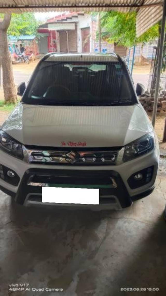 https://images10.gaadi.com/usedcar_image/4125525/original/processed_3b826adc-2ea3-43b4-952b-372fdf4efaf7.jpg?imwidth=6400