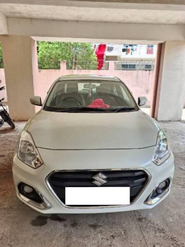 https://images10.gaadi.com/usedcar_image/4125785/original/processed_95398251-aa53-44e2-a36b-70f4ddf49dd4.jpg?imwidth=6400