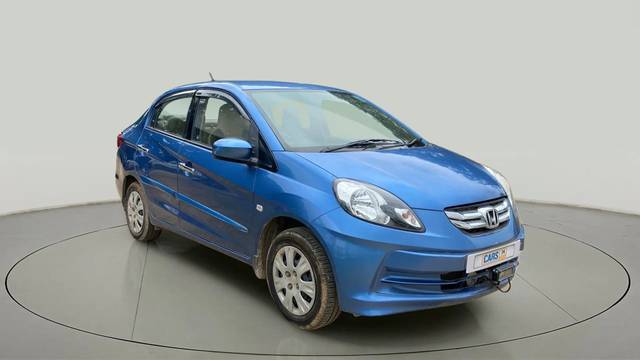 https://images10.gaadi.com/usedcar_image/4125818/original/6f7fd31599b1ce360e618afbf04d8635.jpg?imwidth=6400