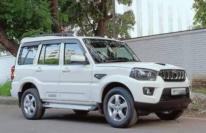 Mahindra Scorpio S5