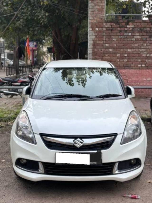 https://images10.gaadi.com/usedcar_image/4126348/original/processed_6278c36d-58a7-4ce5-9010-ee5fccff4e9f.jpeg?imwidth=6401