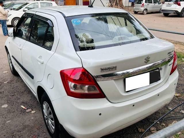 https://images10.gaadi.com/usedcar_image/4126348/original/processed_64128b5c-7b85-4108-9851-c091654b1915.jpeg?imwidth=6402