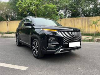 MG Hector Plus MG Hector Plus 1.5 Turbo Sharp Pro CVT 7 Str