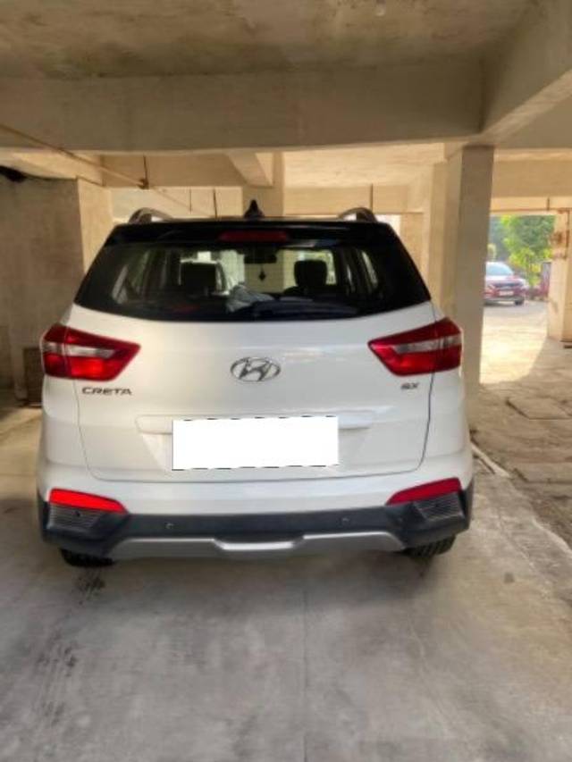 https://images10.gaadi.com/usedcar_image/4126533/original/processed_fe441500-8fc4-486d-a9e3-b41b198748d8.jpeg?imwidth=6401