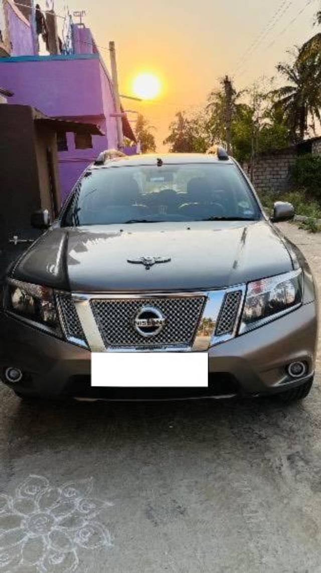 https://images10.gaadi.com/usedcar_image/4126841/original/processed_7e1005cd-f0fb-417a-966d-10e46144ca8a.jpeg?imwidth=6400