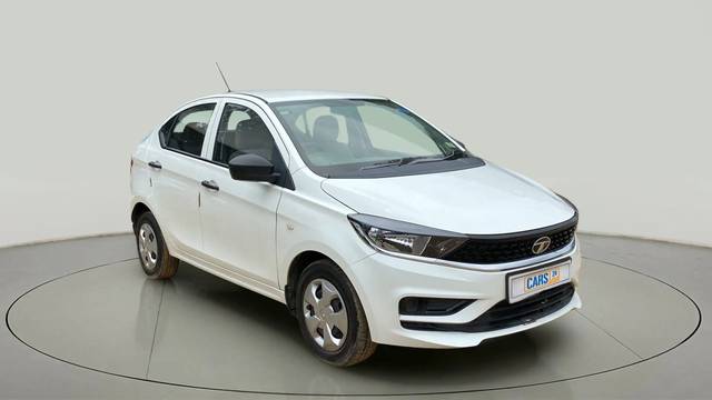 https://images10.gaadi.com/usedcar_image/4126934/original/9a035639b6cc2e9ca93eae24b683f0a7.jpg?imwidth=6400