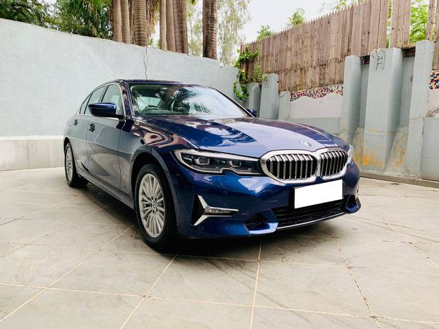 https://images10.gaadi.com/usedcar_image/4126995/original/processed_d65a2e3e3920cc355c0cb79ece6d15a8.jpg?imwidth=6400