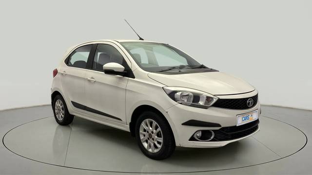 https://images10.gaadi.com/usedcar_image/4127106/original/9857b9f5615f61a654b11c8f6e3a813d.jpg?imwidth=6400